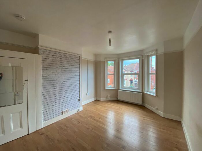 1 Bedroom Flat To Rent In Arthur Road, Shirley, Southampton, SO15