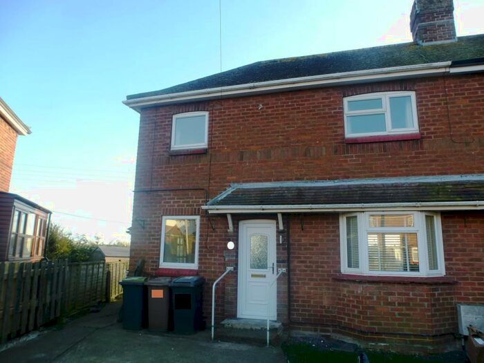 3 Bedroom Semi-Detached House To Rent In Hillside Estate, Ruskington, Sleaford, NG34