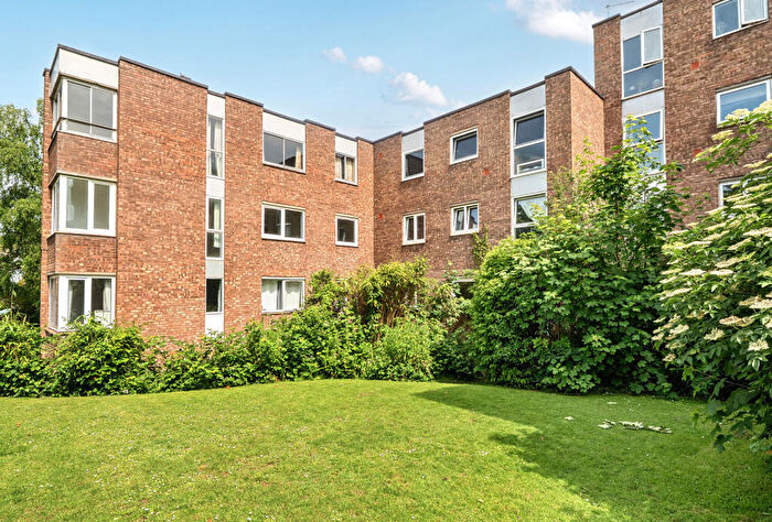 3 Bedroom Apartment For Sale In Ison Hill Road, Bristol, Somerset, BS10