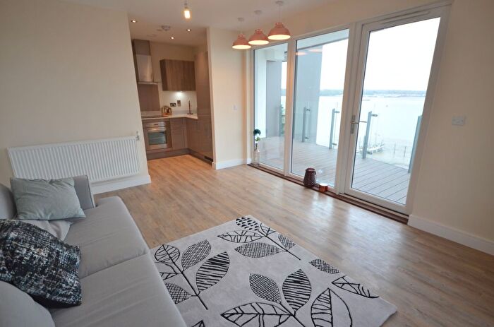 1 Bedroom Property To Rent In The Peninsula, Gillingham, ME7