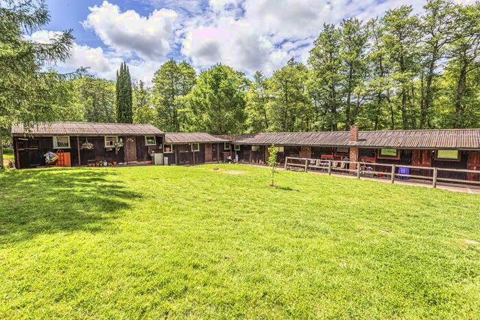 2 Bedroom Apartment To Rent In Thorncombe Street, Bramley, GU5