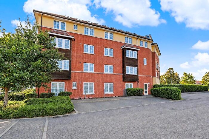 2 Bedroom Apartment For Sale In Herschell Court, Basildon, Essex, SS14