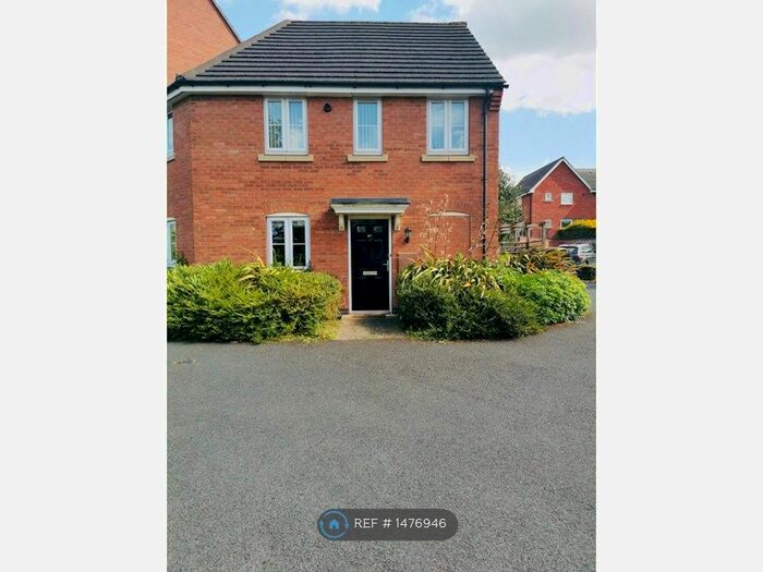 2 Bedroom Maisonette To Rent In Padside Close, Hamilton, Leicester, LE5