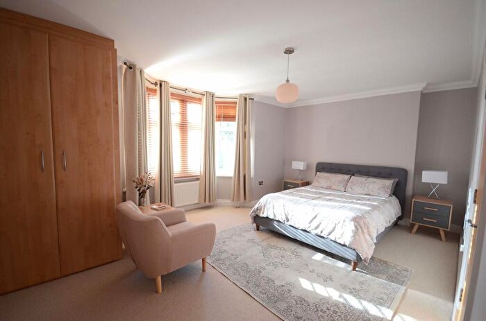 2 Bedroom Flat To Rent In Milton Road, Bournemouth, BH8