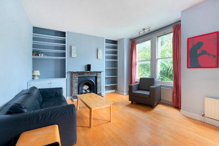 1 Bedroom Flat To Rent In Berrymead Gardens, Acton, London, W3