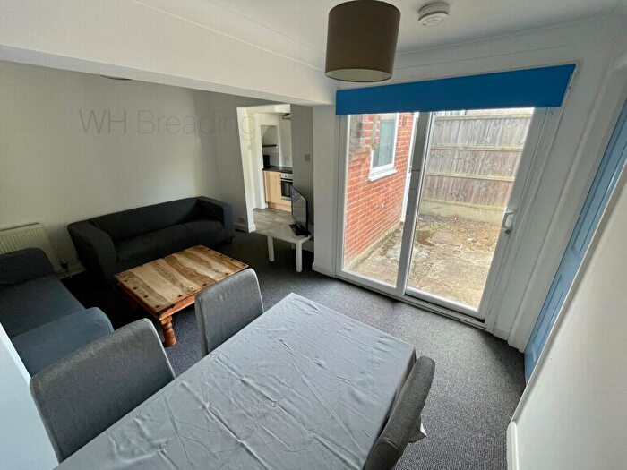5 Bedroom House To Rent In Hillside Avenue, Canterbury, CT2