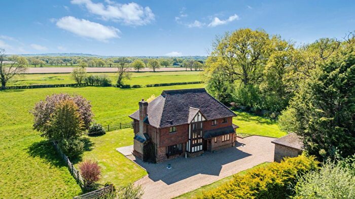 4 Bedroom Country House For Sale In Lingfield, Surrey, RH7