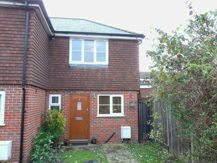 2 Bedroom End Of Terrace House To Rent In Croft Lane, Edenbridge, TN8