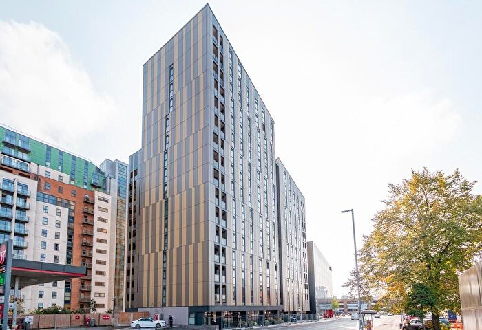 2 Bedroom Apartment To Rent In Cheetham Hill Road, Manchester, Greater Manchester, M4