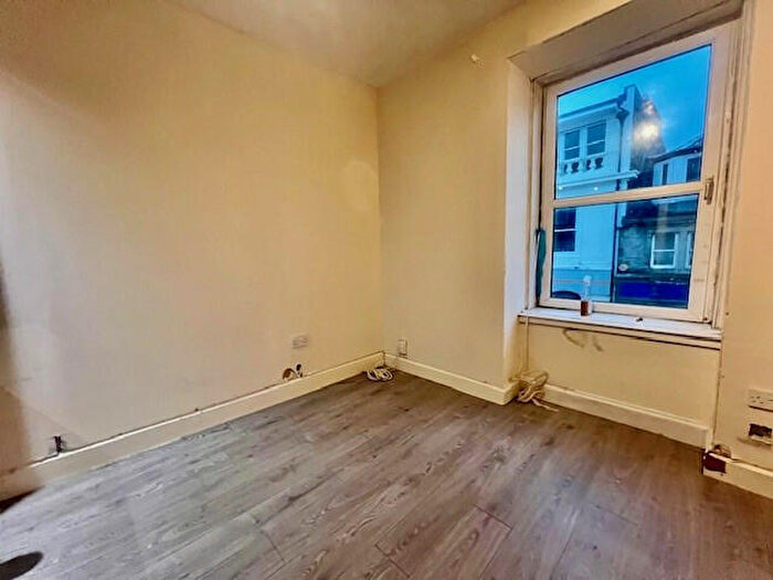 1 Bedroom Flat For Sale In High Street, Johnstone, PA5