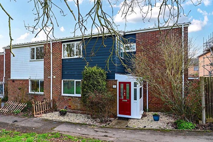 4 Bedroom Terraced House For Sale In Ascension Close, Popley, RG24