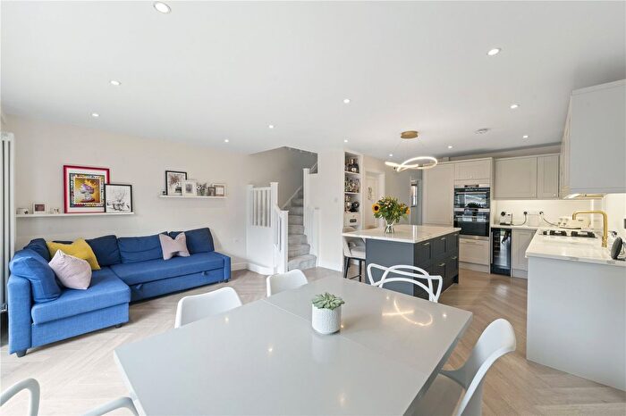 4 Bedroom End Of Terrace House To Rent In Appleby Close, Twickenham, TW2