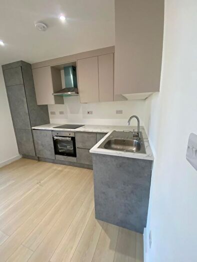 1 Bedroom Flat To Rent In Thornhill Road, Croydon, CR0