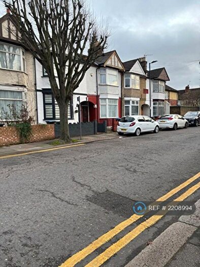 1 Bedroom Flat To Rent In Winchester Road, London, N9