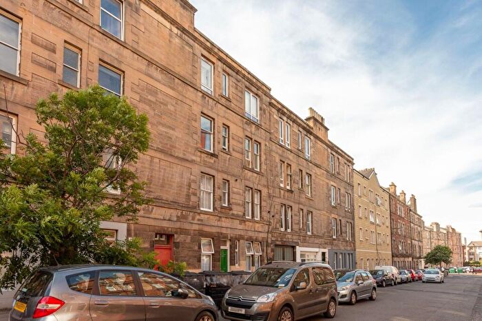 1 Bedroom Flat To Rent In Sloan Street, Edinburgh, EH6