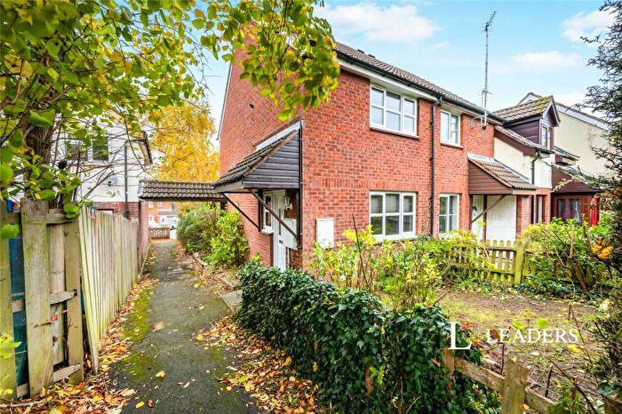 2 Bedroom Terraced House To Rent In Langcliffe Drive, Heelands, MK13