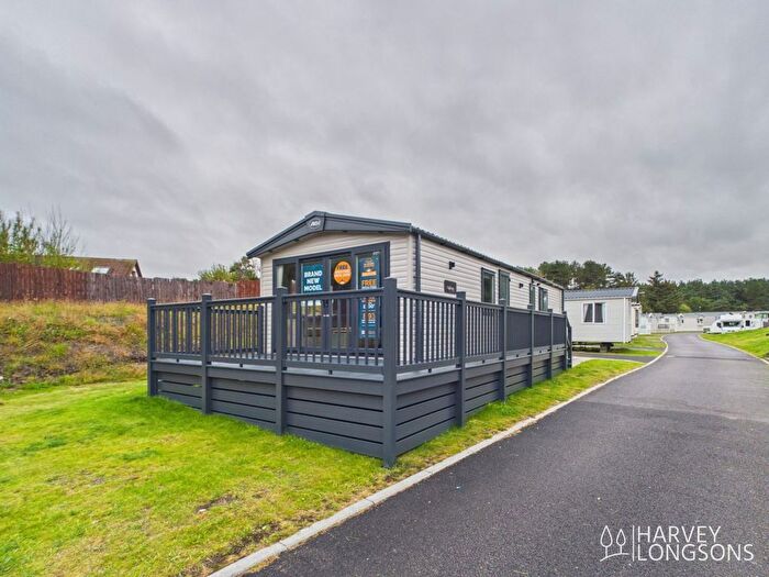 2 Bedroom Mobile/park Home For Sale In Burghead, Elgin, IV30