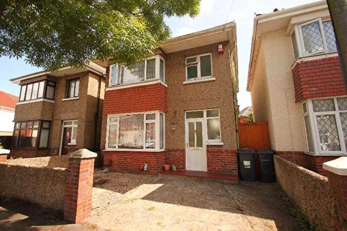 4 Bedroom Detached House To Rent In Oates Road, Bournemouth, BH9