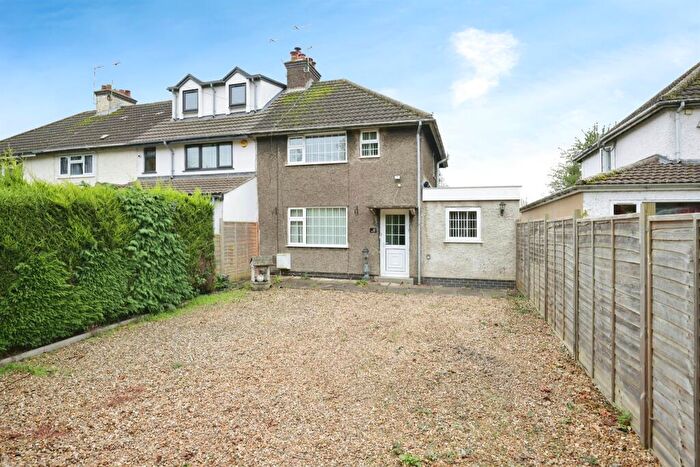 3 Bedroom End Of Terrace House For Sale In Birdingbury Road, Marton, Rugby, CV23