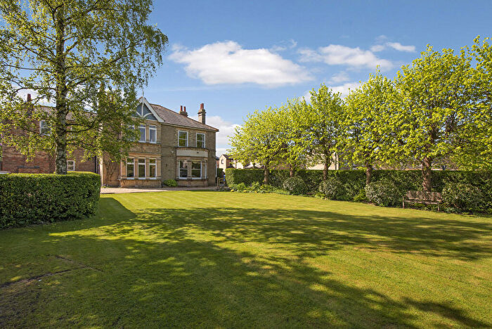 4 Bedroom Detached House For Sale In Popes Lane, Warboys, Huntingdon, Cambridgeshire, PE28