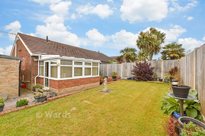 2 Bedroom Semi-Detached Bungalow For Sale In Windermere Avenue, Ramsgate, Kent, CT11