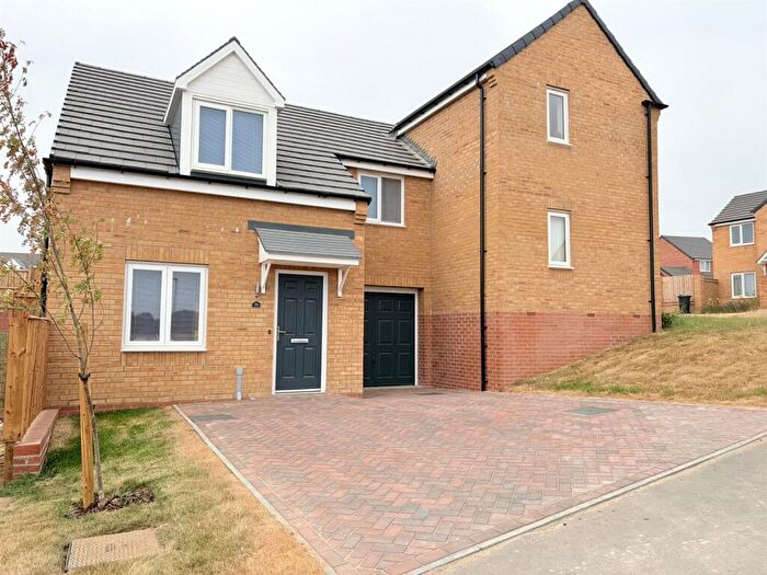 3 Bedroom House To Rent In Mistletoe Way, Sutton In Ashfield, NG17