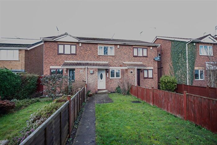 2 Bedroom Semi Detached House For Sale In Oxclose Lane, Arnold, Nottingham, NG5