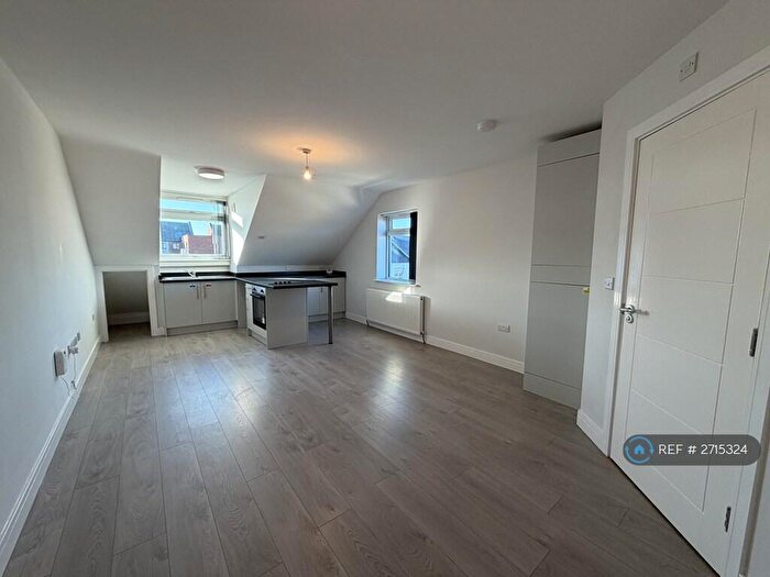 1 Bedroom Flat To Rent In Cyprus House, Leicester, LE2