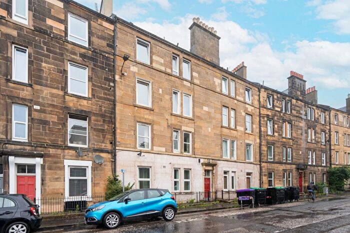 1 Bedroom Flat To Rent In Westfield Road, Gorgie, Edinburgh, EH11