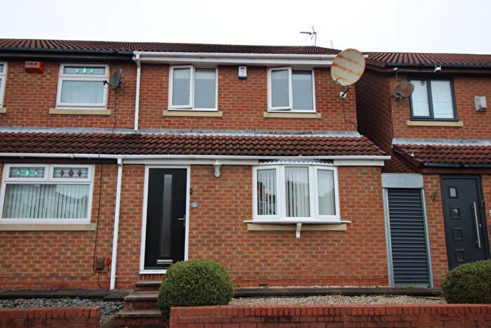 3 Bedroom House To Rent In Pendle Green, SR4