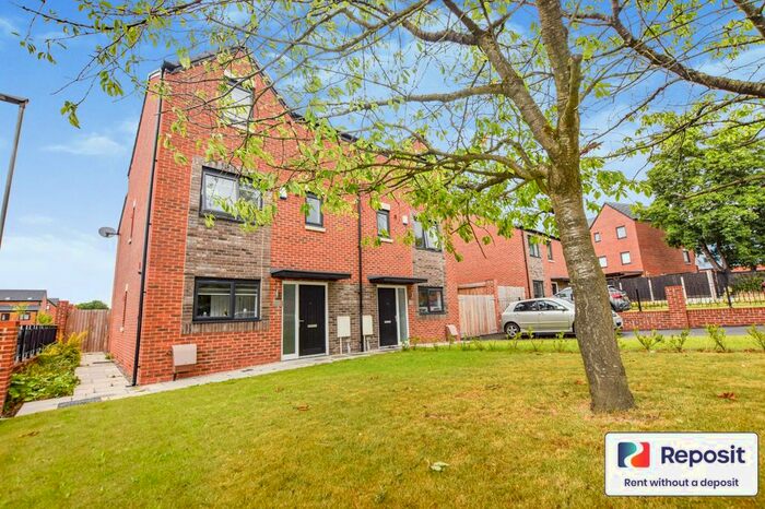 4 Bedroom Semi-Detached House To Rent In James Street, Miles Platting, Manchester, M40