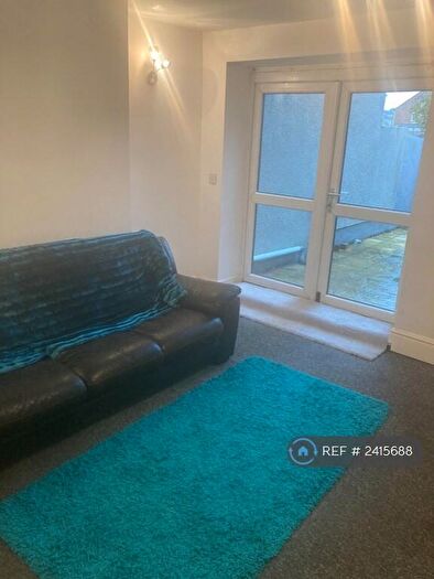 2 Bedroom Flat To Rent In Bethel Road, Bristol, BS5