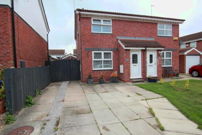 3 Bedroom Semi-Detached House To Rent In Rosemary Way, Beverley, HU17