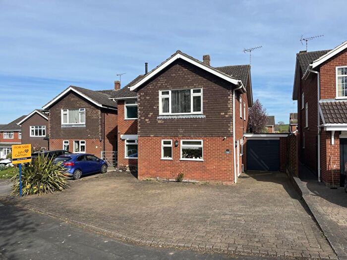 4 Bedroom Detached House For Sale In Swan Road, Draycott-in-the-clay, DE6