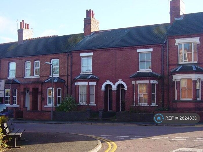 1 Bedroom Flat To Rent In Wolverton, Milton Keynes, MK12