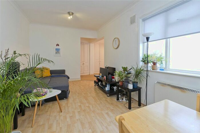 1 Bedroom Flat To Rent In Gloucester Terrace, London, W2