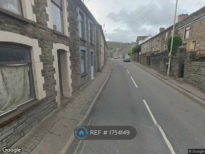 3 Bedroom Terraced House To Rent In High Street, Porth, CF39