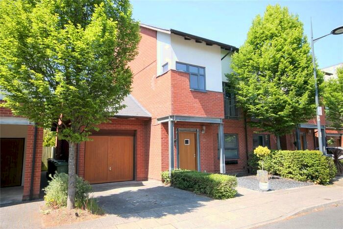 4 Bedroom House To Rent In Clearwater Drive, West Didsbury, Manchester, M20