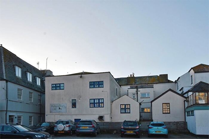 1 Bedroom Flat For Sale In Northumberland Place, Teignmouth, TQ14