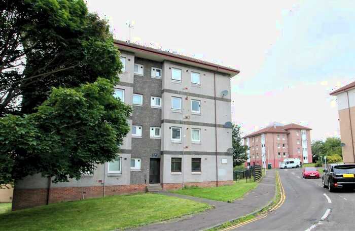 2 Bedroom Flat To Rent In Thurso Gardens, Dundee, DD2