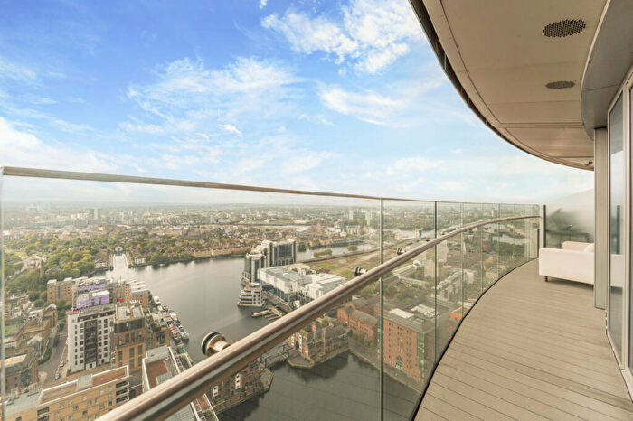 1 Bedroom Flat For Sale In Arena Tower, Crossharbour Plaza, E14