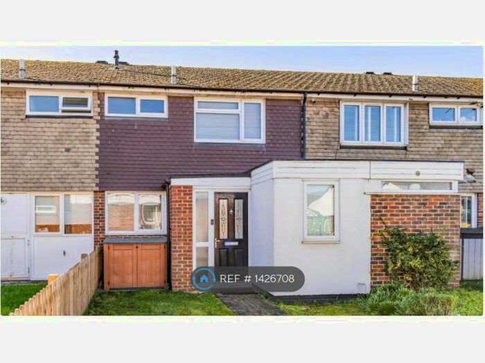 3 Bedroom Terraced House To Rent In Sherbrooke Close, Bexleyheath, DA6