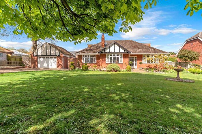 4 Bedroom Detached House For Sale In Church Lane, Tetney, DN36