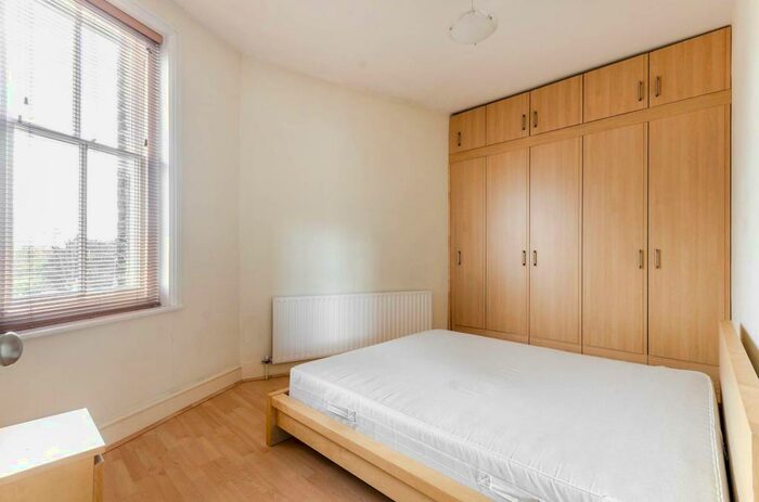 1 Bedroom Flat To Rent In Fulham Road, Chelsea, London, SW10