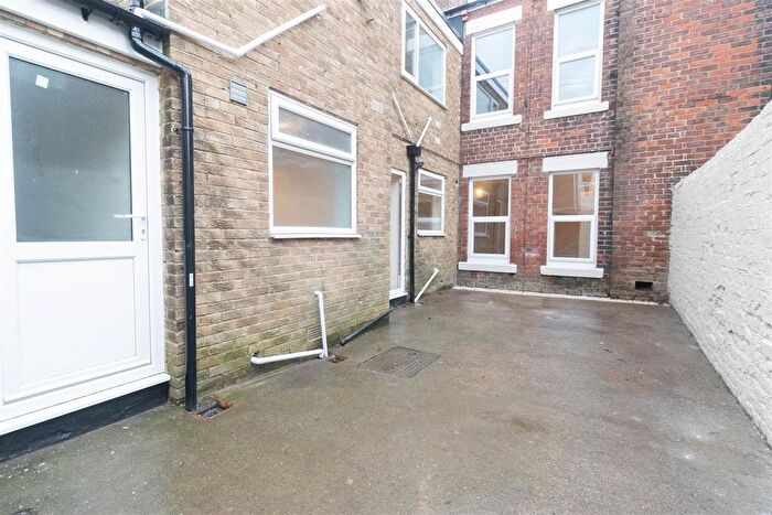 2 Bedroom Flat For Sale In Norham Road, North Shields, NE29