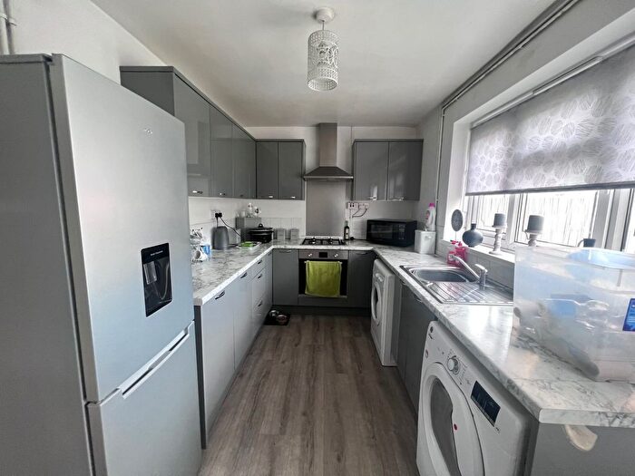 3 Bedroom Semi-Detached House For Sale In Cedar Street, Ashton-Under-Lyne, OL6