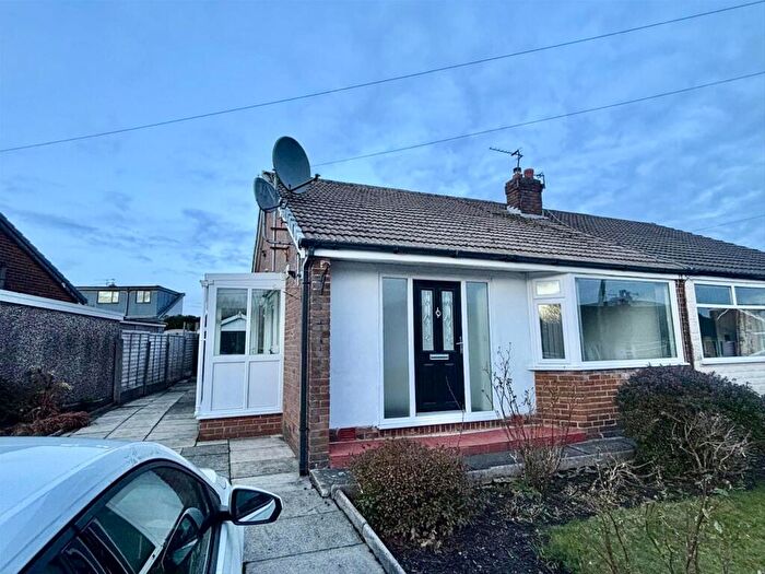 2 Bedroom Bungalow To Rent In Whitegate Drive, Bolton, BL1