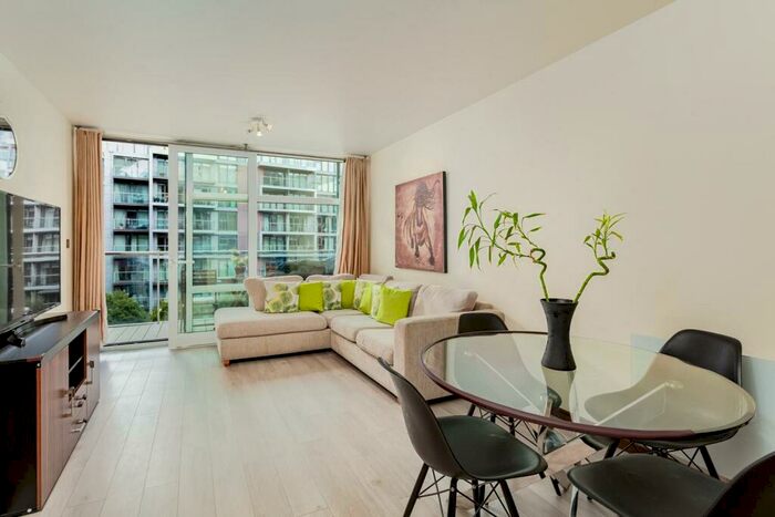 2 Bedroom Apartment To Rent In Warwick Building, Queenstown Road, London, SW11