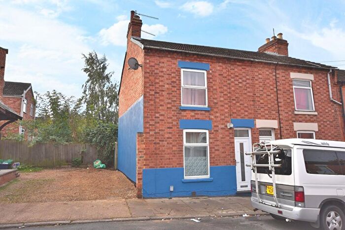 2 Bedroom Semi-Detached House For Sale In Northcote Street, Northampton, NN2