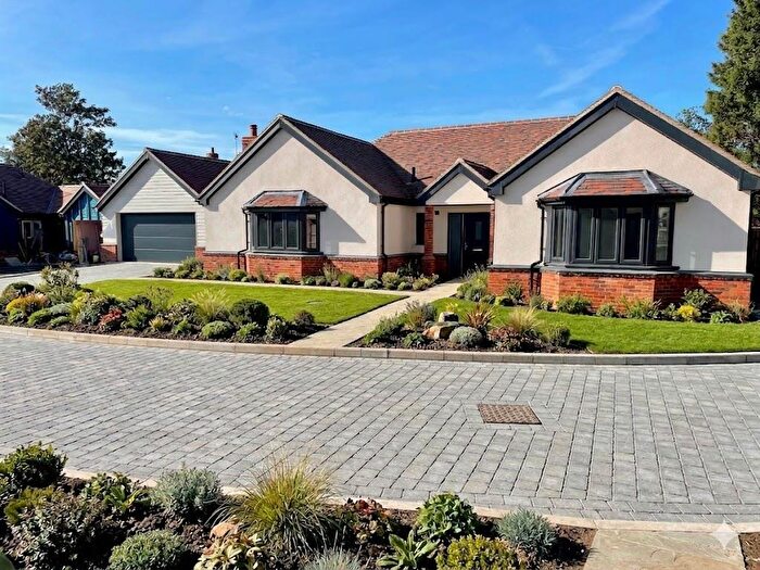 2 Bedroom Detached Bungalow For Sale In Orchard Close Stoney Hills, Burnham-On-Crouch, CM0